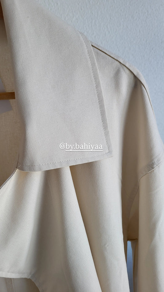 Trench couleur sable oversize – By Bahiyaa