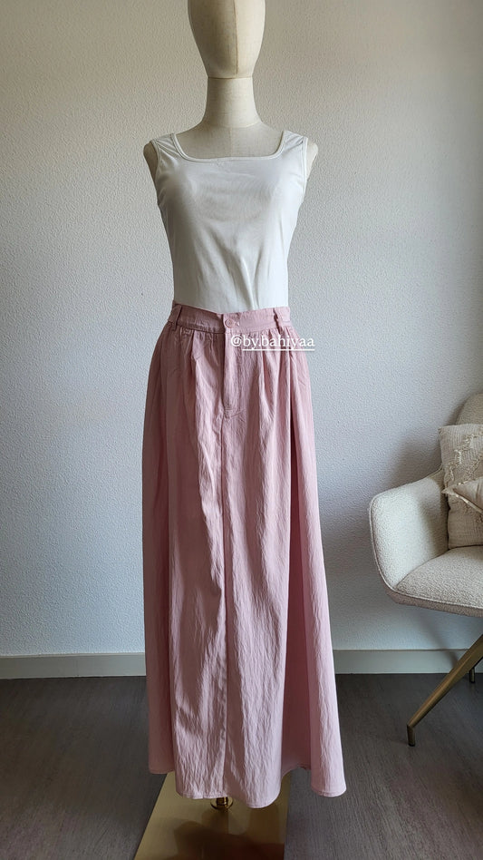 Jupe Longue Rose Pâle Opaque avec Poches – By Bahiyaa