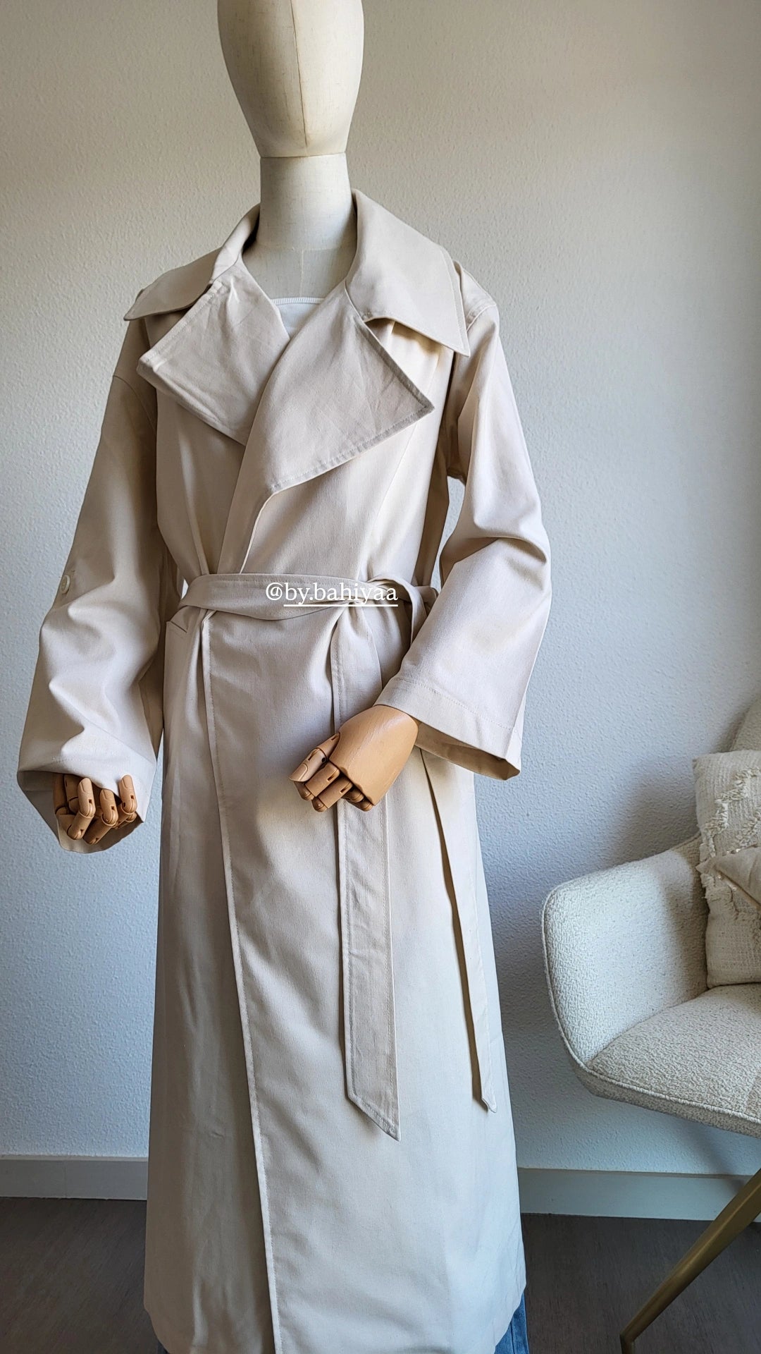 Trench couleur sable oversize – By Bahiyaa