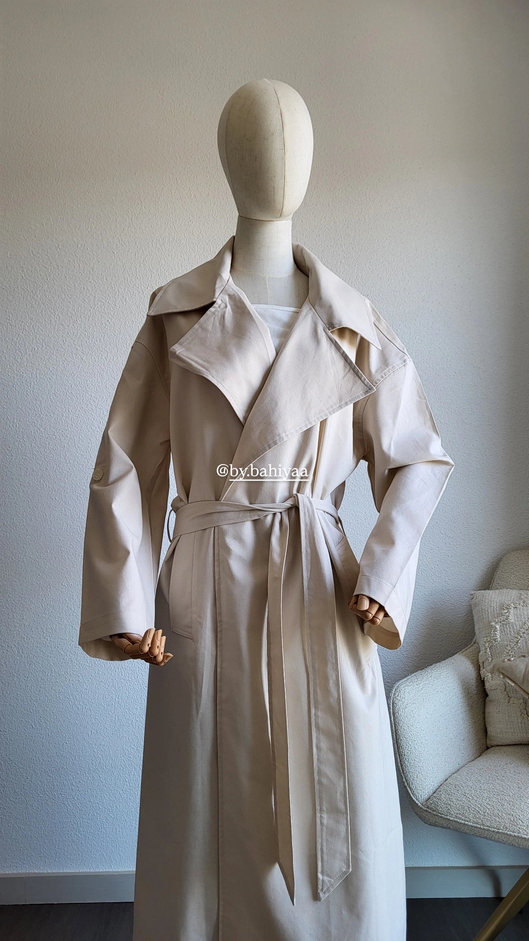 Trench couleur sable oversize – By Bahiyaa