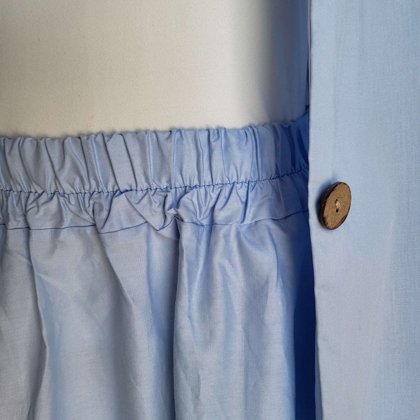 Jupe bleu et sa chemise