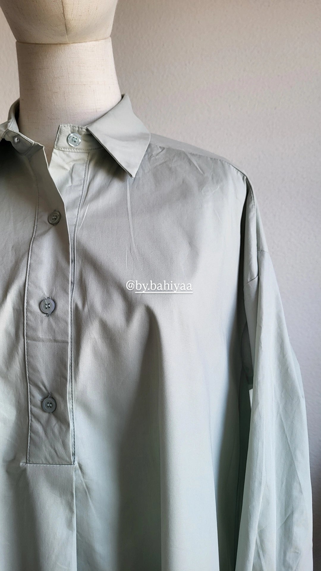 Chemise longue en coton – Taille unique, coupe oversize | By Bahiyaa