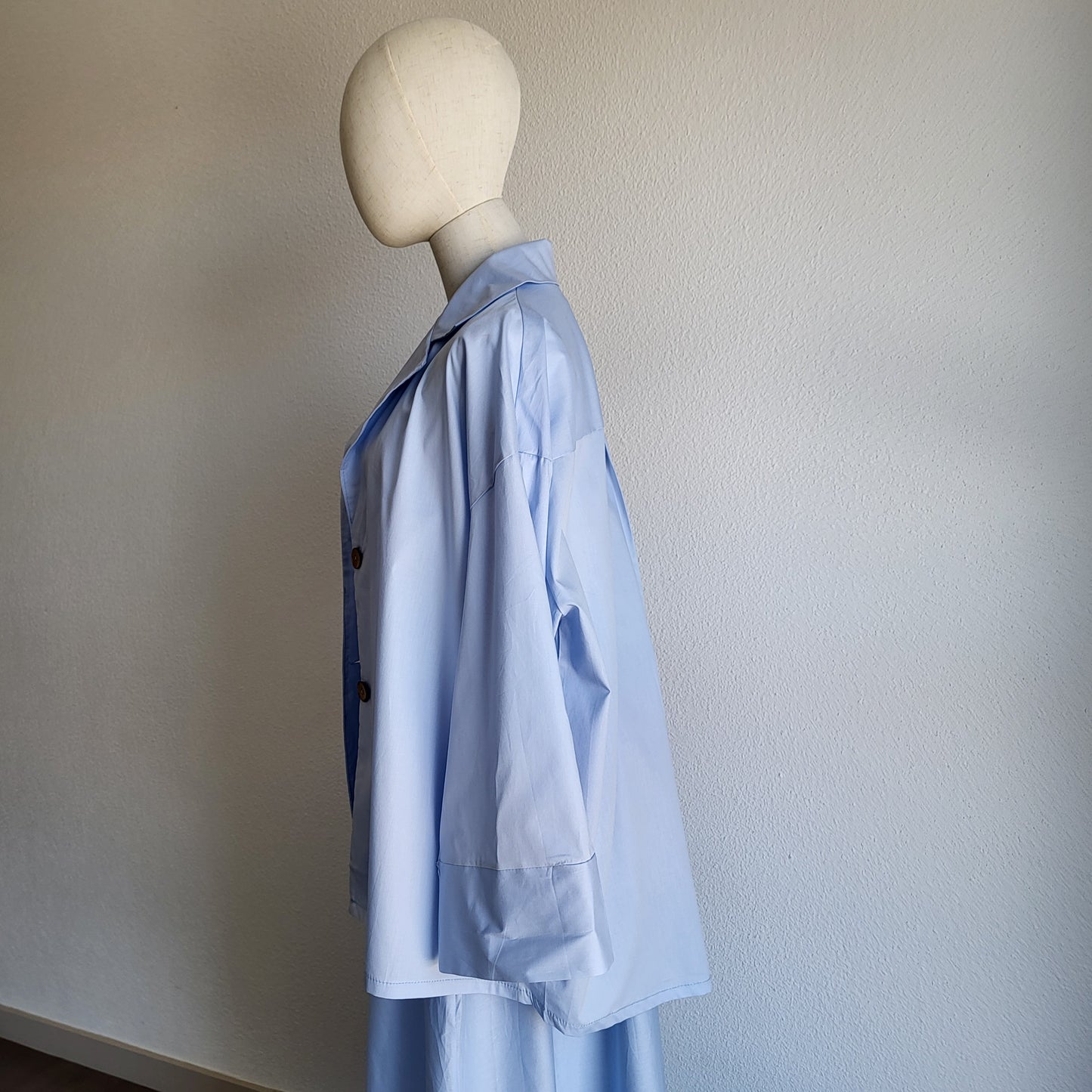 Jupe bleu et sa chemise