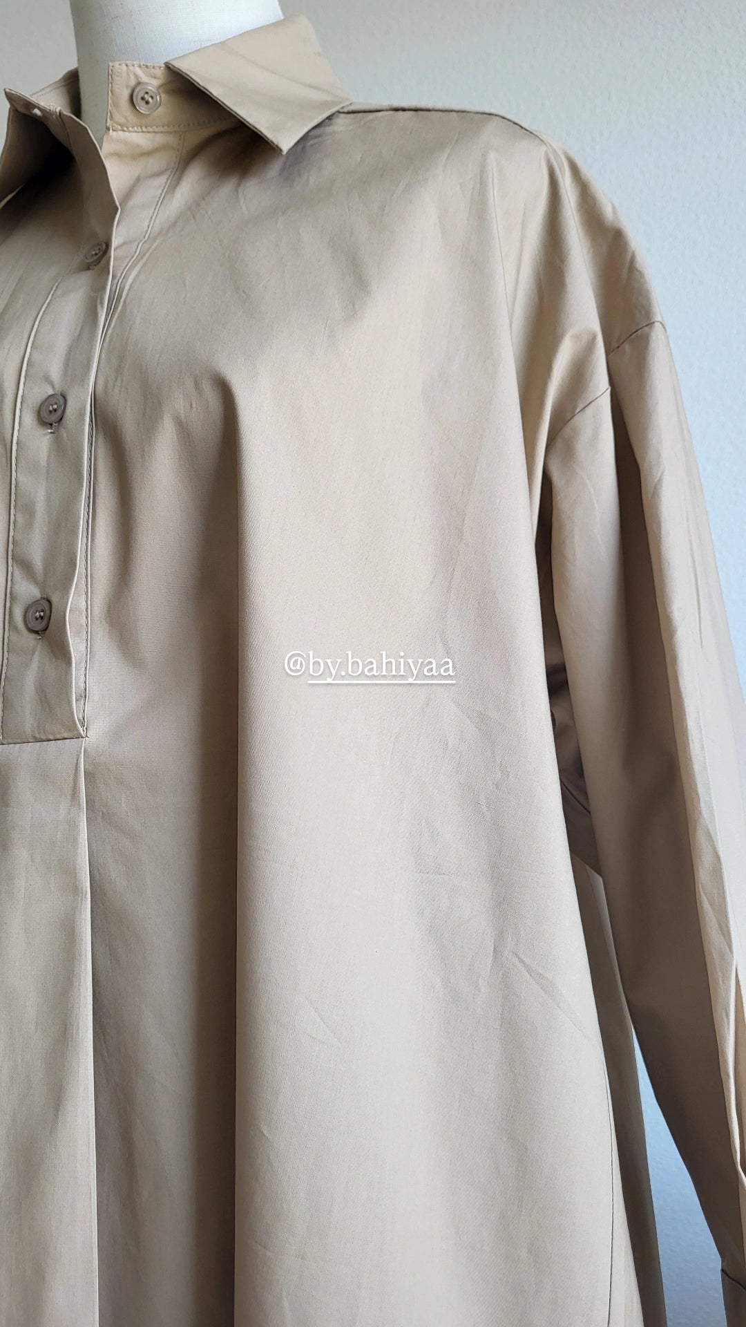 Chemise longue en coton – Taille unique, coupe oversize | By Bahiyaa