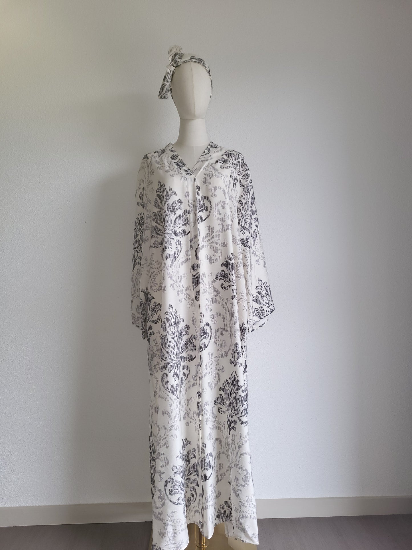 Robe Alabaya noire