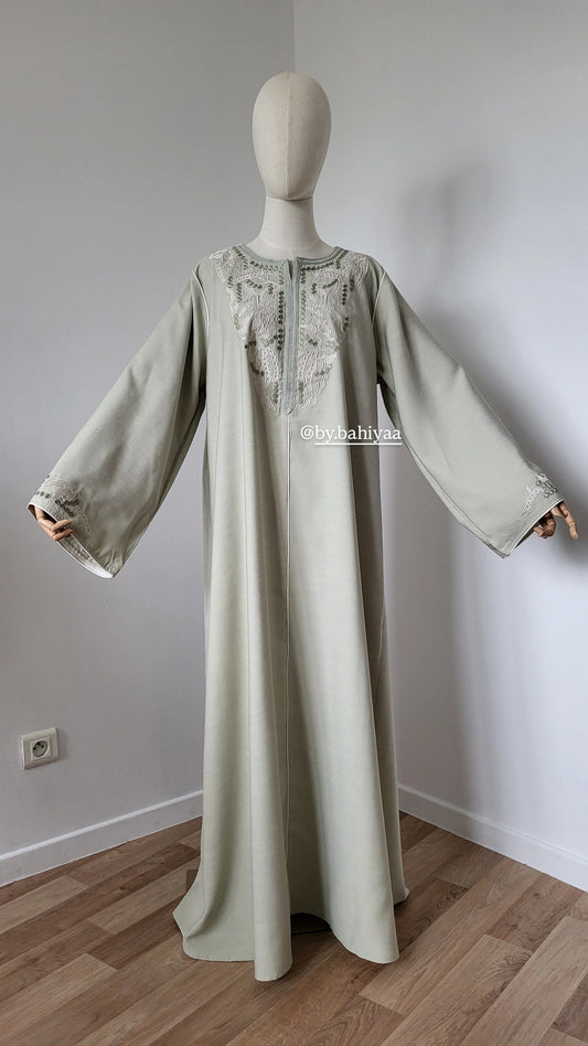 Abaya robe brodée vert d’eau