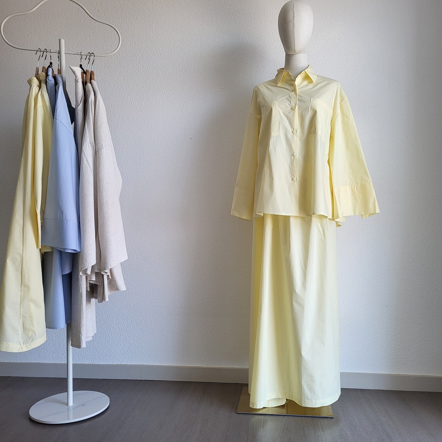 Jupe longue Jaune beurre et sa chemise
