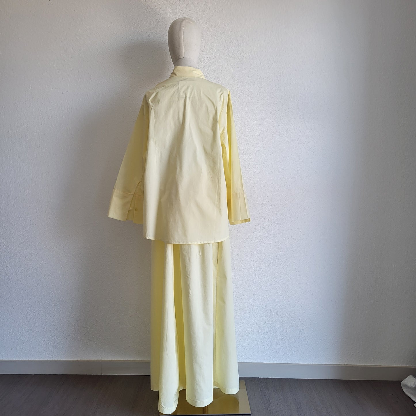 Jupe longue Jaune beurre et sa chemise