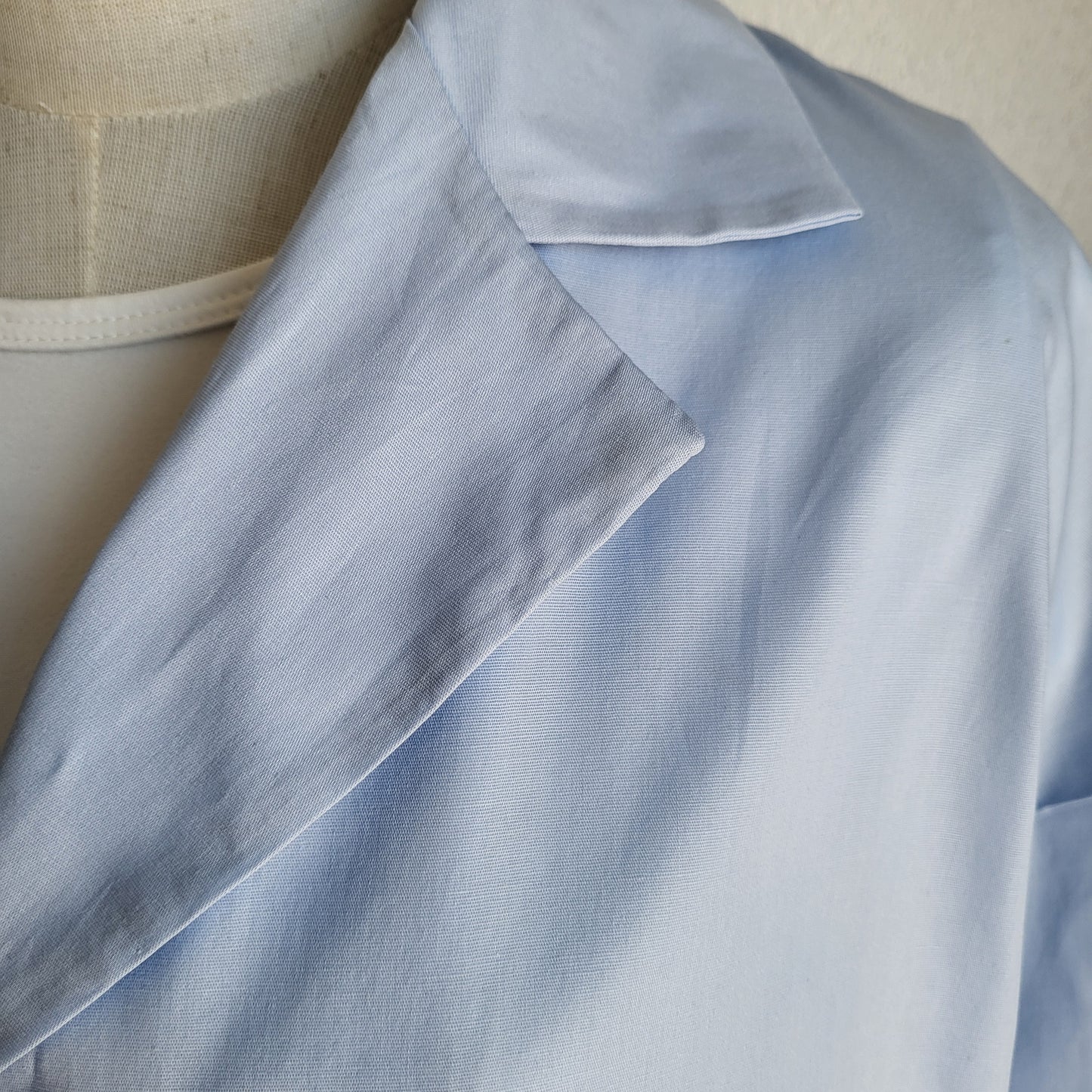 Jupe bleu et sa chemise