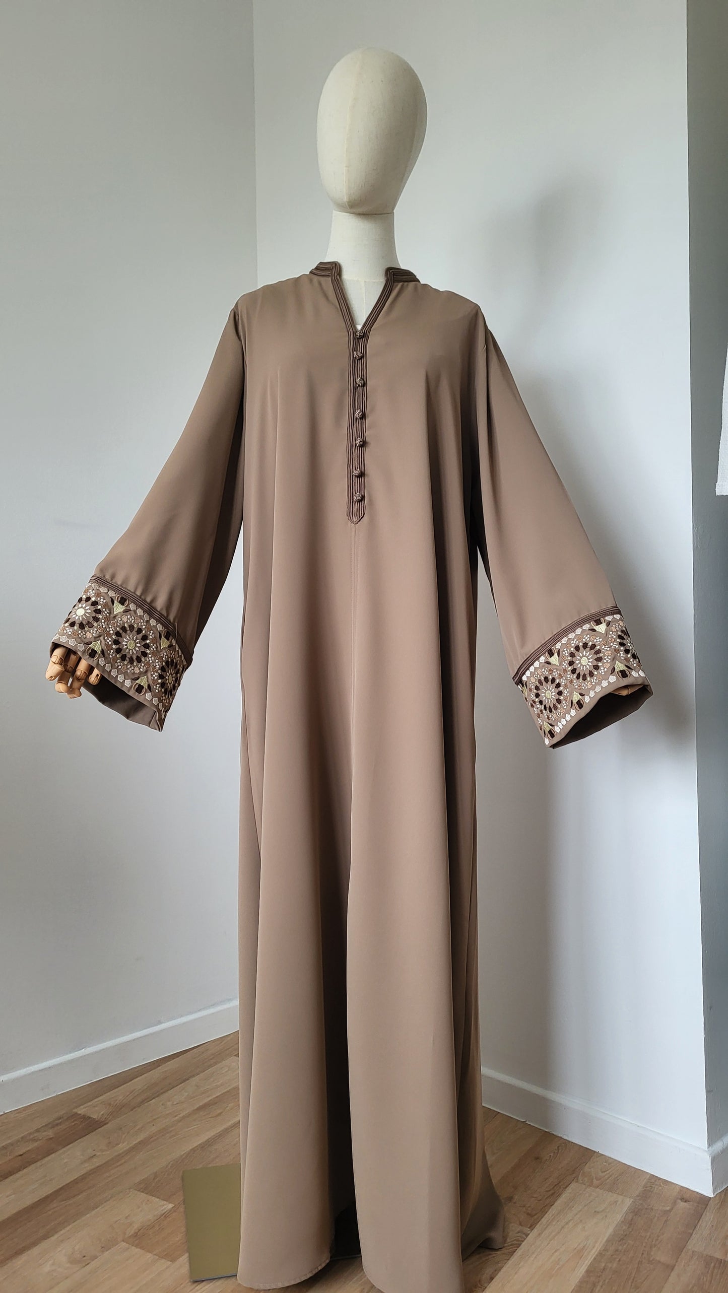 Robe Abaya brodée